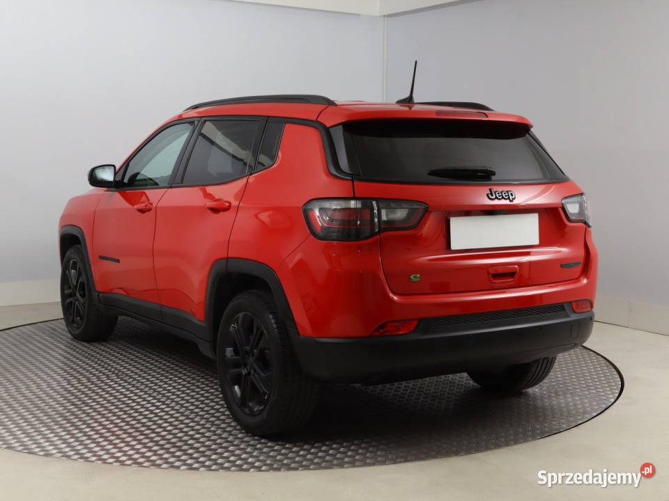 Jeep Compass 15 Turbo eHybrid asystent pasa ruchu Bielany Wrocławskie