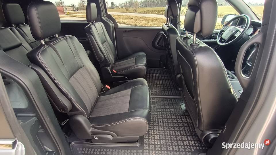 Chrysler Town Country S 36 mazowieckie