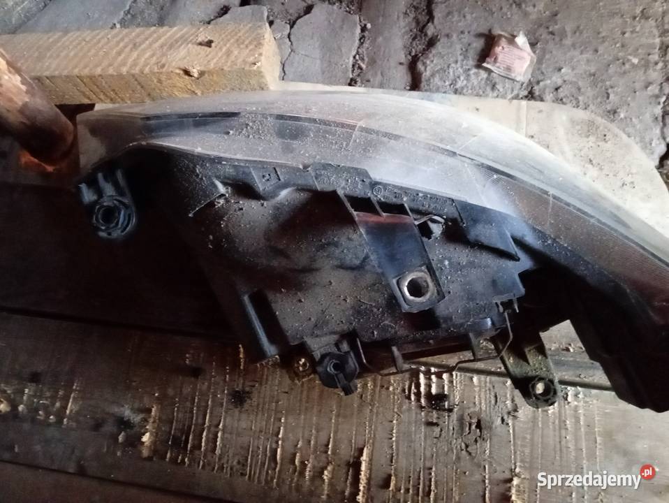 Lampa przednia prawa Seata Ibiza 2014 Gorzów Wielkopolski