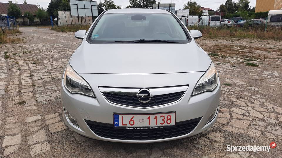 Opel Astra 14 16V Turbo benzyna 120 Klima czujnik deszczu Kraśnik