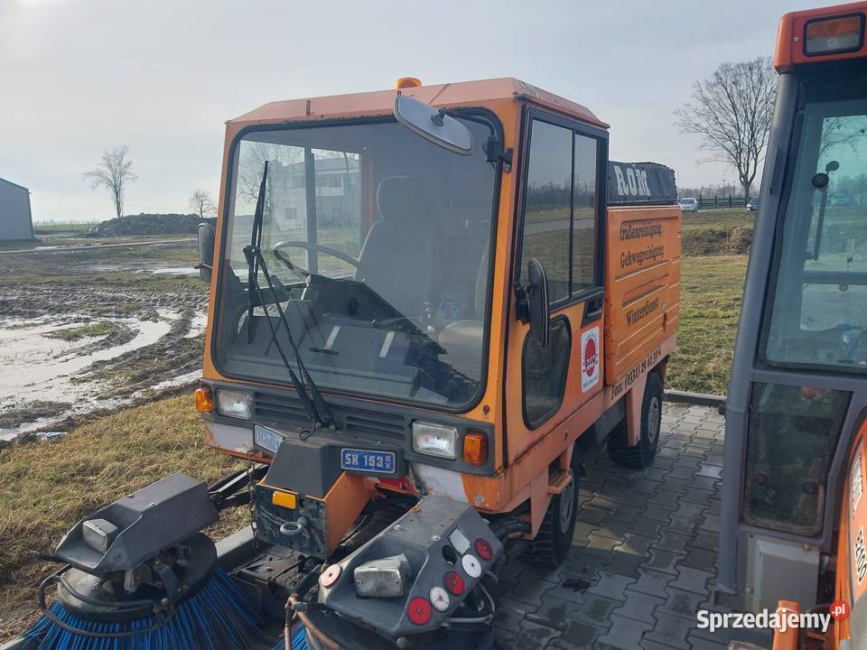 Zamiatarka uliczna SCHMIDT SK 153 Sośno