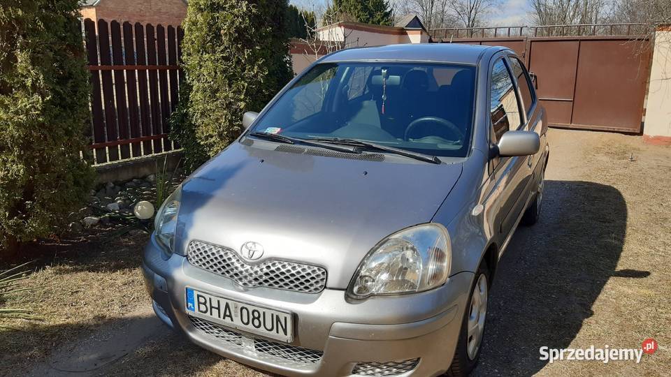 Toyota YARIS srebrny sprzedam