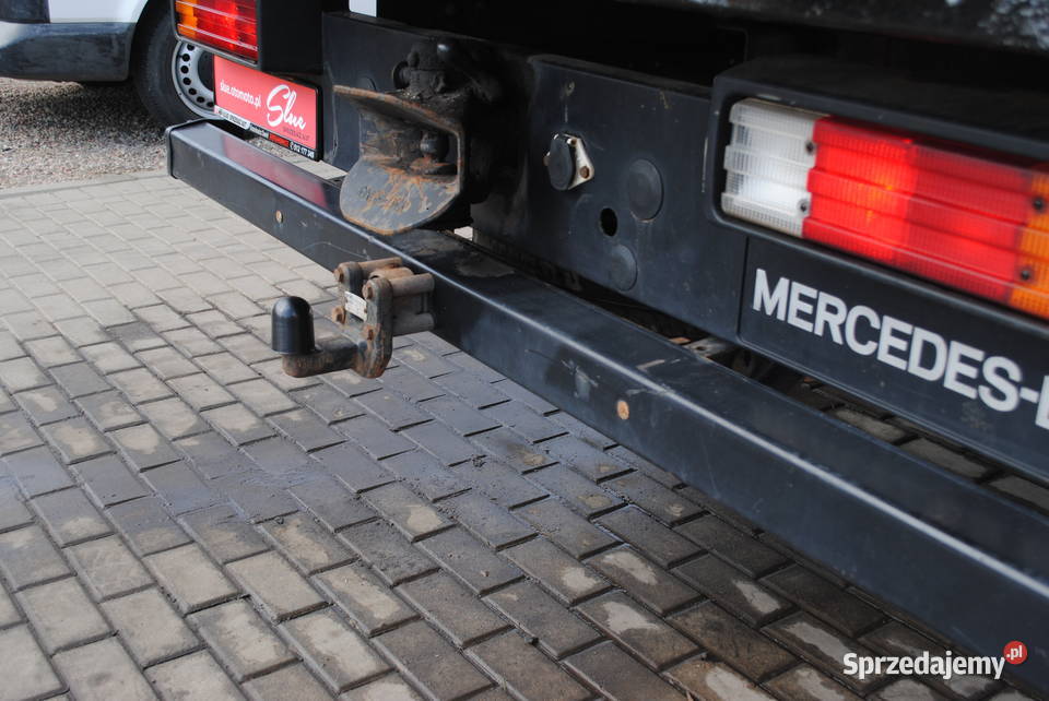 MercedesBenz 711D Doka Brygadówka 7 Osób Sierakowice sprzedam