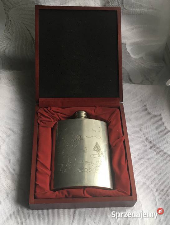 Piersiówka w drewnianym opakowaniu małopolskie Kraków