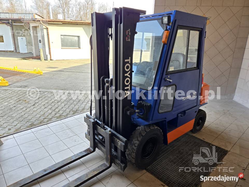 Wózek widłowy TOYOTA 5FD25 TOYOTA 5FDF25 widlak regulowane widły Lędziny