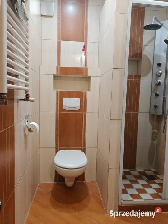 Do sprzedania dom w zabudowie bliźniaczej z Dzierżoniów