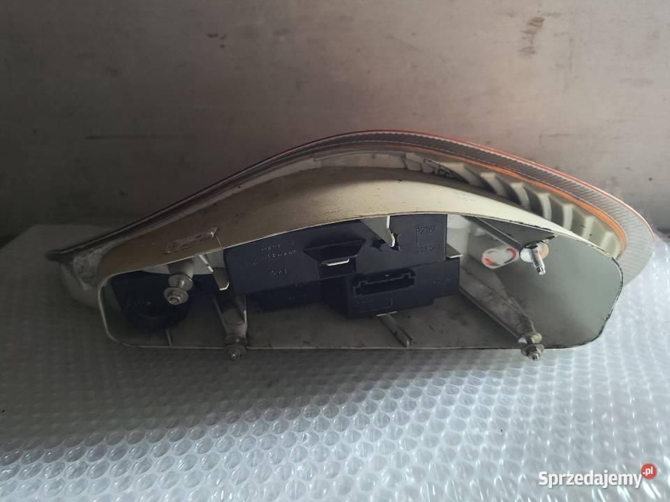 Lampa tył lewa prawa Porsche Boxster 986 osobowe Kakonin sprzedam