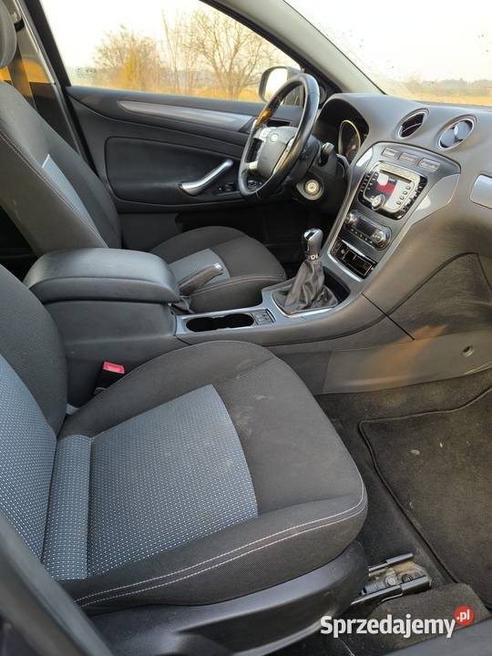 Sprzedam Ford Mondeo MK4 lift 16 benzyna 120 Drążek