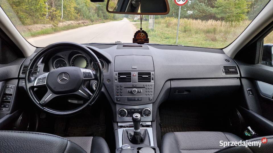 MERCEDESBENZ C180 Sedan / Limuzyna Słupno
