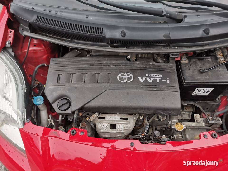 Toyota yaris z Niemiec serwisowana nowe Motoryzacja