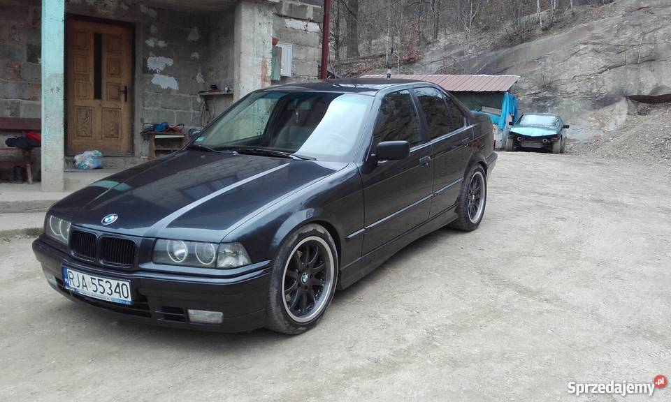 Sprzedam Bmw E36 25 gaz nieuszkodzony małopolskie Zakliczyn