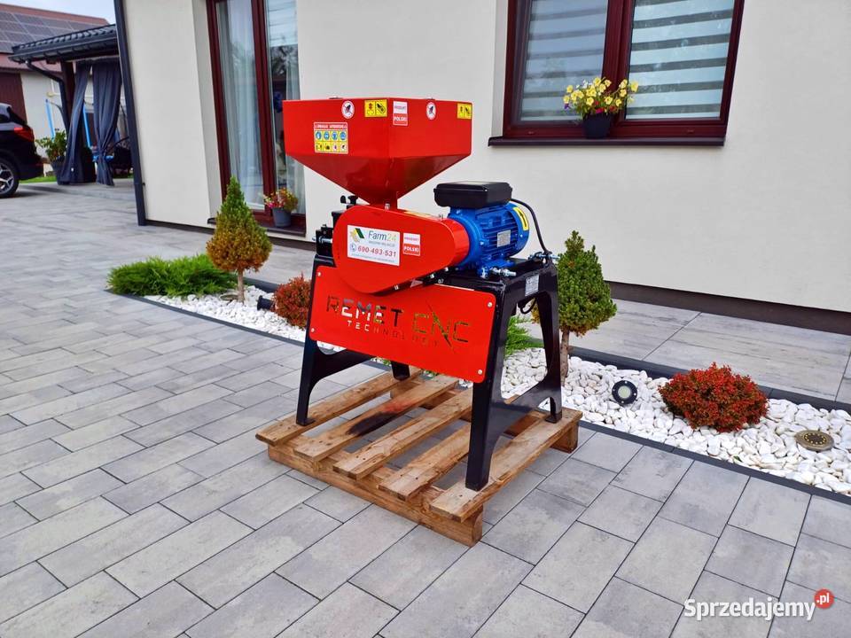 MAŁY Gniotownik do zboża kur koni Zgniatacz łódzkie Gorzkowice sprzedam