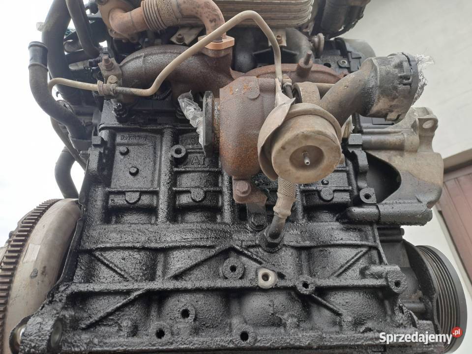 Volkswagen Touran 19 TDi 101 silnik kompletny Rok produkcji 2006 Części samochodowe sprzedam