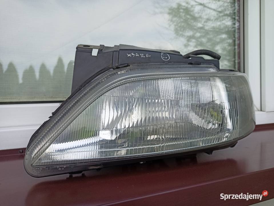 Citroen Xsara lampa przednia lewa reflektor osobowe Sieradz sprzedam