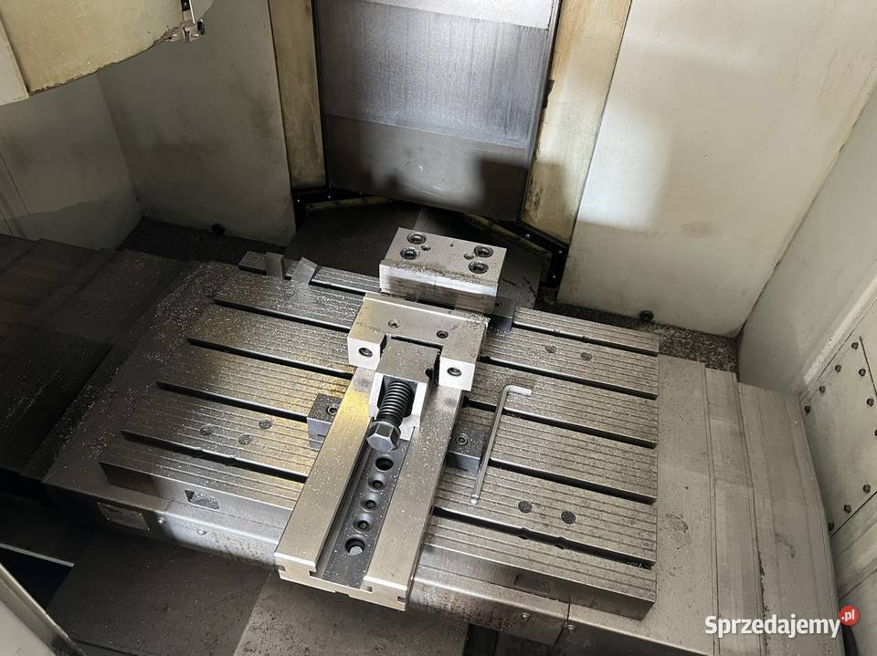 Frezarka CNC centrum frezarskie Deckel Maho Rzeszotary