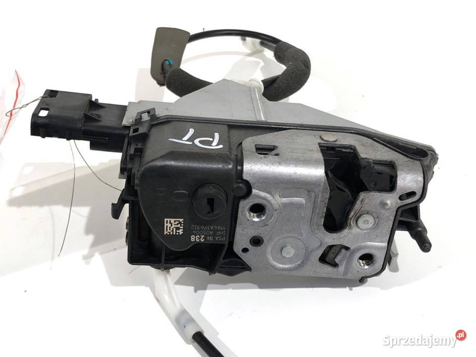 ZAMEK DRZWI PRAWY TYŁ PEUGEOT 3008 Hatchback
