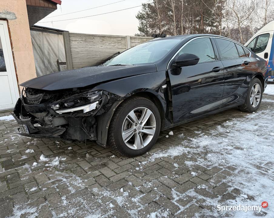 Opel Insignia hatchback 2021 20 diesel 175 107690km Insignia wielkopolskie Turek