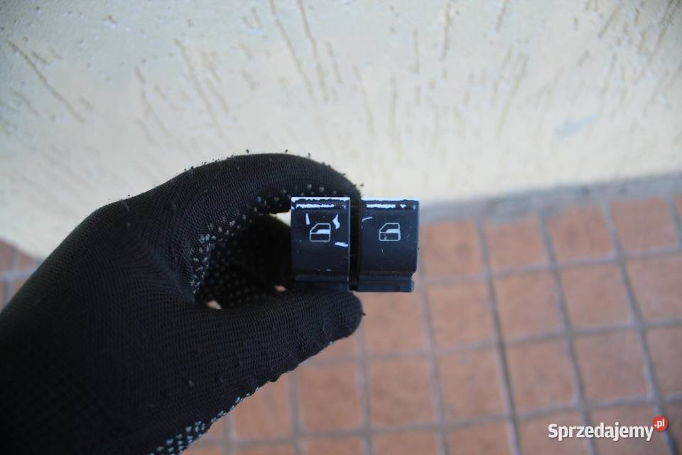 PRZYCISK SZYBY LEWY PRZÓD SEAT ALTEA