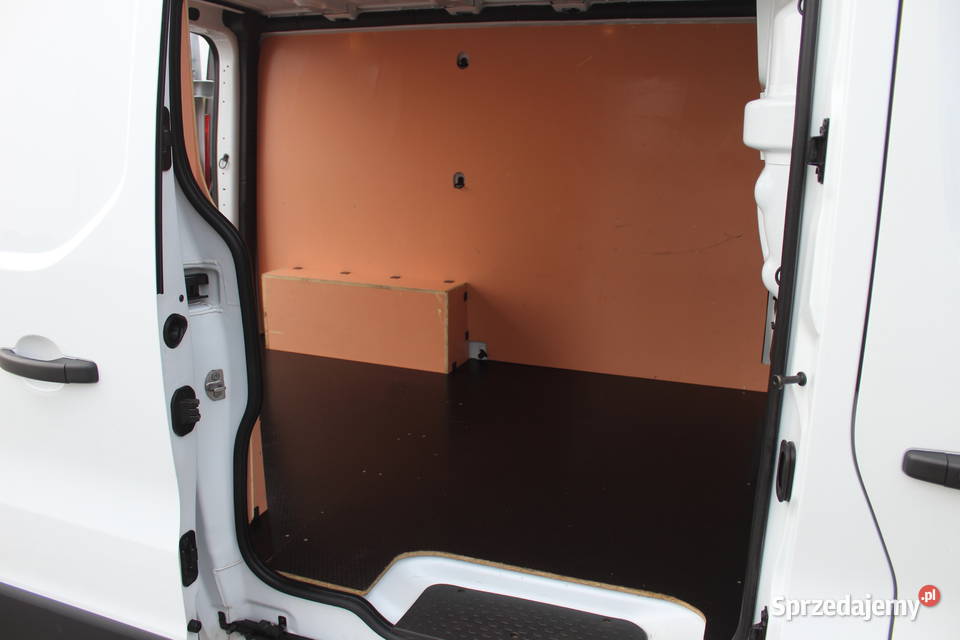 Renault Trafic Nissan NV 300 zarejestrowany w Polsce Nissan małopolskie Gorlice