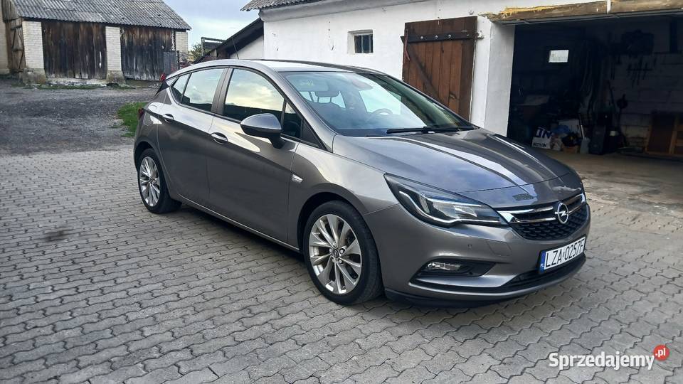 Opel Astra 16 CDTI SUPER STAN Motoryzacja