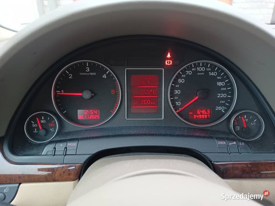 Audi A4 B7 20 TDi manual 136 skóra Radom