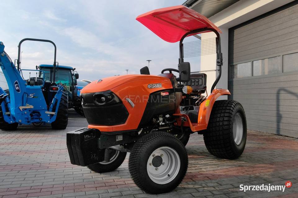 Ciągnik 4FARMER B2601 4x4 24 TURF Tajęcina