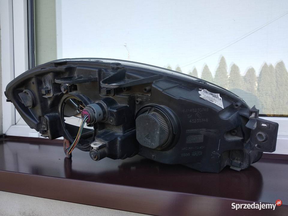 Fiat Linea lampa przednia lewa reflektor przód osobowe Sieradz
