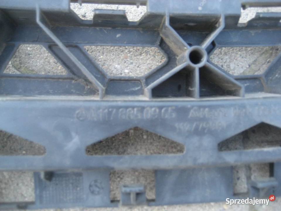 mercedes cla 117 w117 mocowanie zderzaka tył pod Rakoniewice