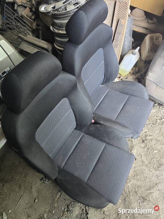 Fotele sportowe seat leon Sandomierz