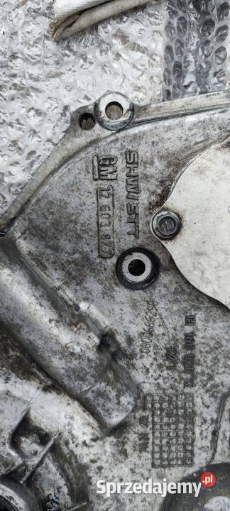 Obudowa POMPA OLEJU pokrywa Saab 93 OPEL VECTRA osobowe Łomża sprzedam