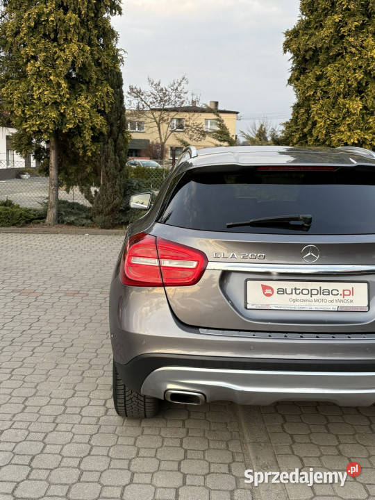 Mercedes GLA 200 Rezerwacja wspomaganie kierownicy Mercedes-Benz Tarnowskie Góry
