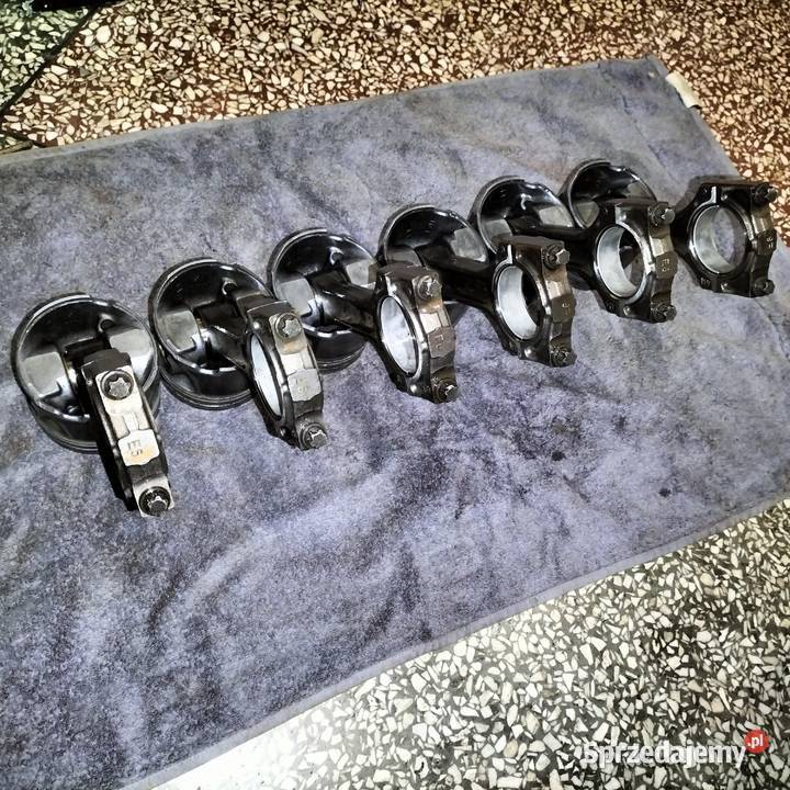 Tłoki BMW E46 E60 530D E65 E66 730D X3 E83 30D Poręba