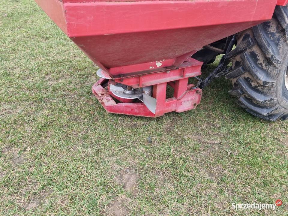 Rozsiewacz nawozu RAUCH ZSB 900 nieuszkodzony Jarosław