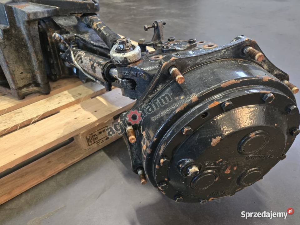 Przedni most Holland T6070 T6050 T6040 T6030 Byków