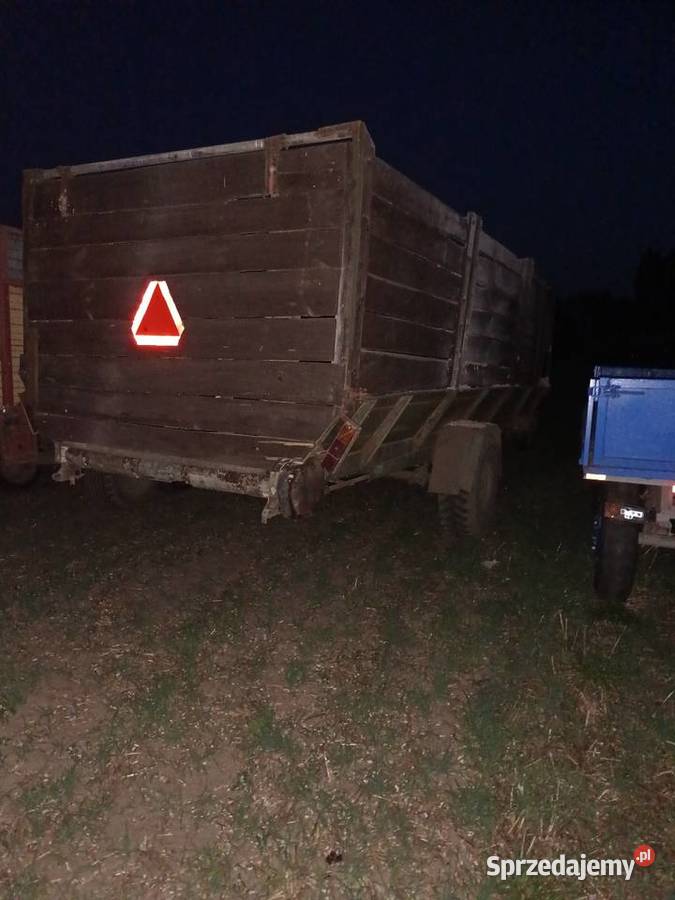 Przyczepa do kukurydzy objętościowa 30m3 nieuszkodzony Przyczepy rolnicze Brusy