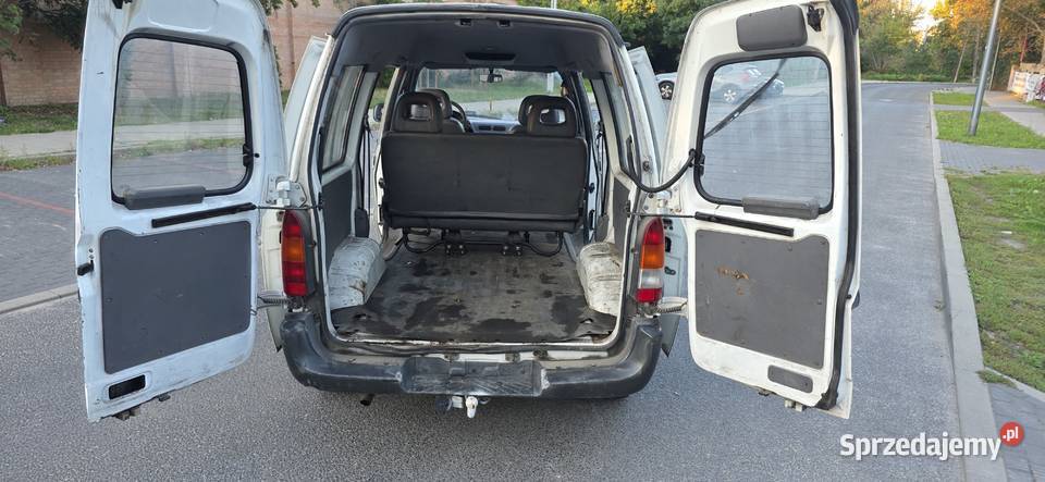 Nissan vanette 23d klima tył napęd mazowieckie Warszawa