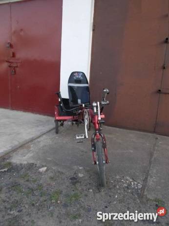 Rower poziomy trójkołowy