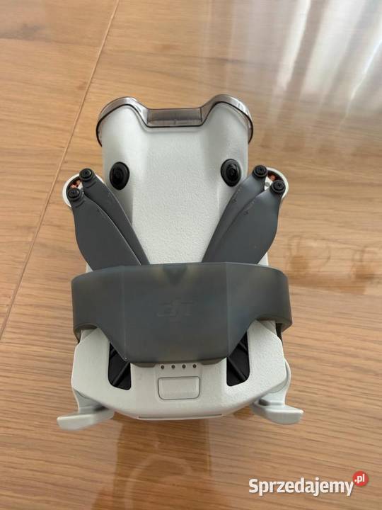 Dron Dji Mini 4 Pro Fly More Combo zachodniopomorskie sprzedam