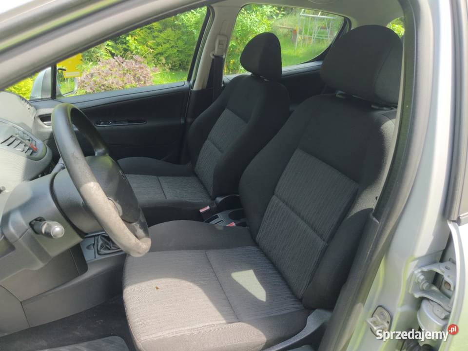 Peugeot 207 14HDI srebrny pomorskie Borkowo