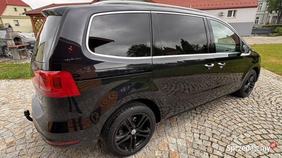 Volkswagen Sharan 20TDI 140 z Niemiec EL KLAPA i światła do jazdy dziennej Strzegom