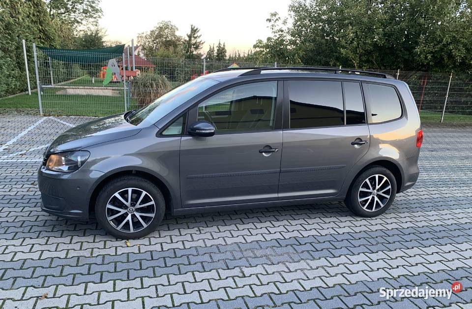 2011 Volkswagen touran 16 tdi BEZWYPADKOWY salon Rok produkcji 2012 Koło