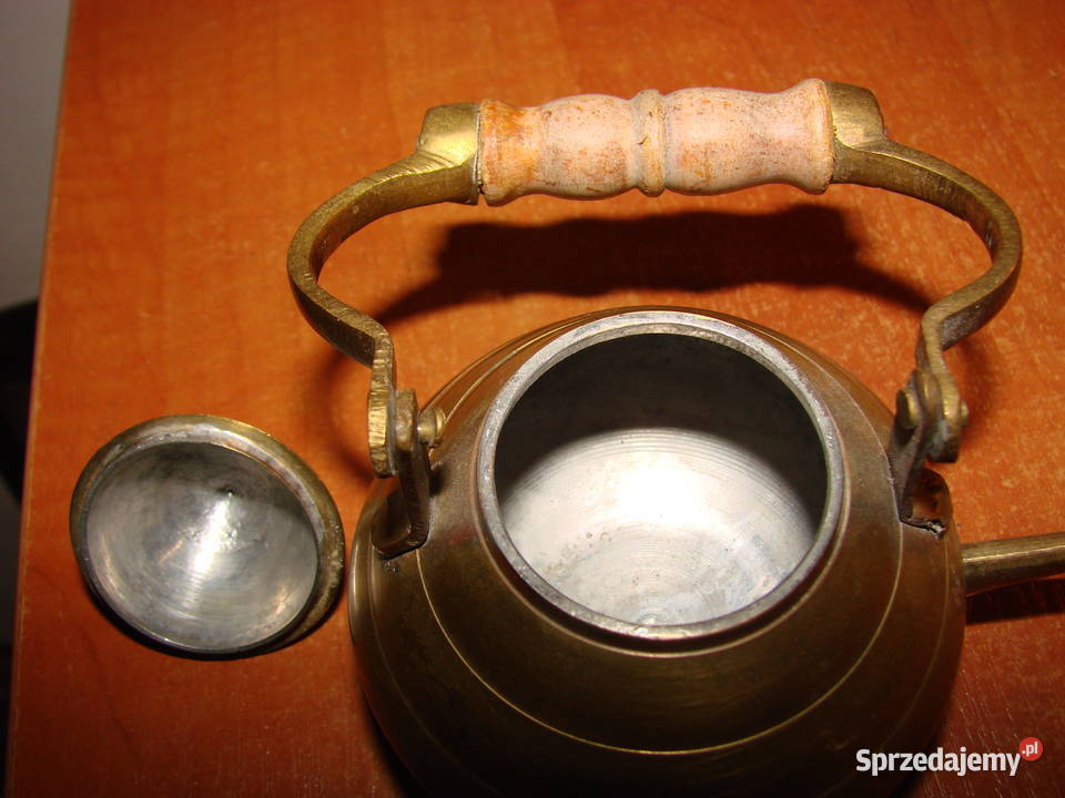 mosiężny mały czajniczek Pruszcz Gdański