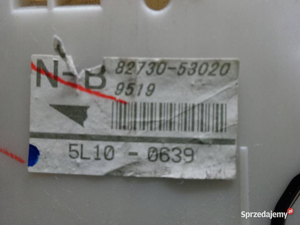 LEXUS IS II 22 D 06r skrzynka bezpieczników osobowe