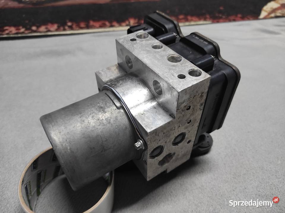 Pompa ABS pod radary A4 B9 A5 8W0907379M Krosno