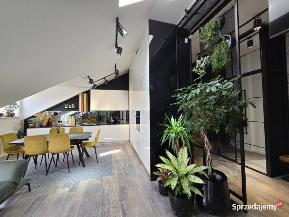 Luksusowy wysoki przestrzenny loft pod klucz 3