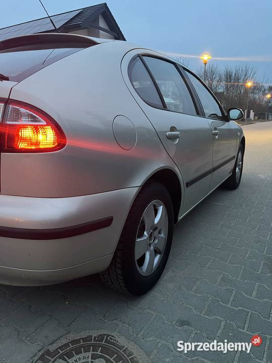 Seat leon 16benzyna 2004r 209000 przebieg opłaty Leon Łomża