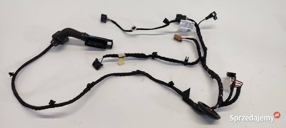 SKODA SUPERB 4 WIĄZKA DRZWI PRAWY TYŁ 3J0971694G Materiały instalacyjne