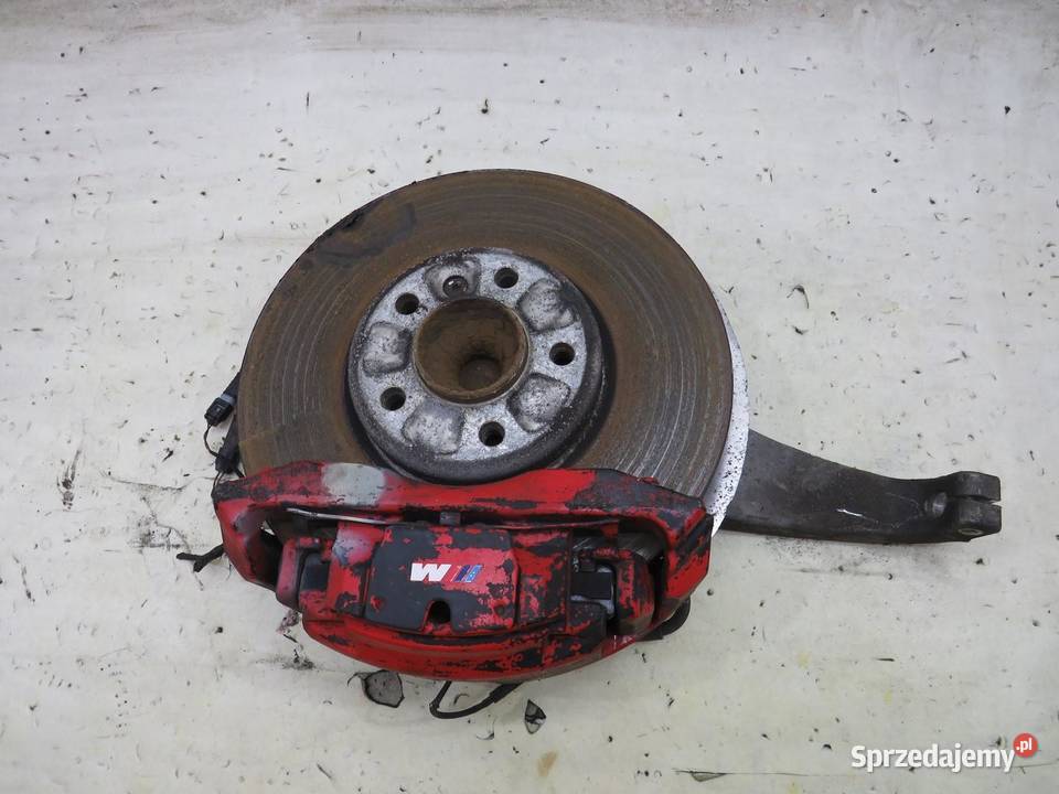 ZWROTNICA LEWY PRZÓD BMW 6 F06 F12 F13 640D osobowe Zwrotnice lubelskie