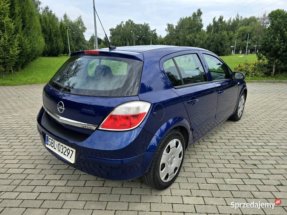 Opel Astra 17 ISUZU klima fajny stanmałe Rzeszów
