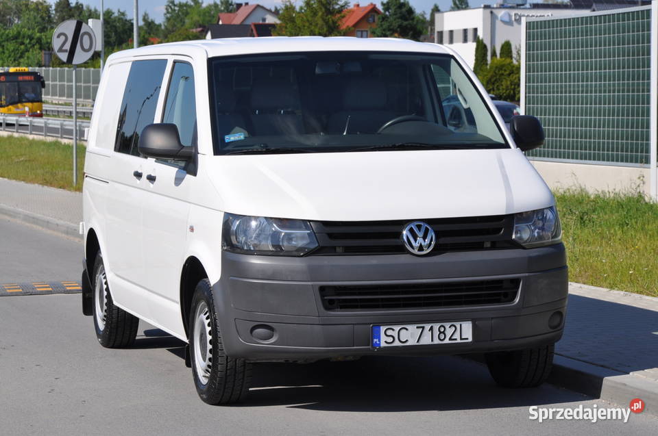 Volkswagen Transporter T5 20 TDI 6 osobowy kupiony w polskim salonie Bilcza